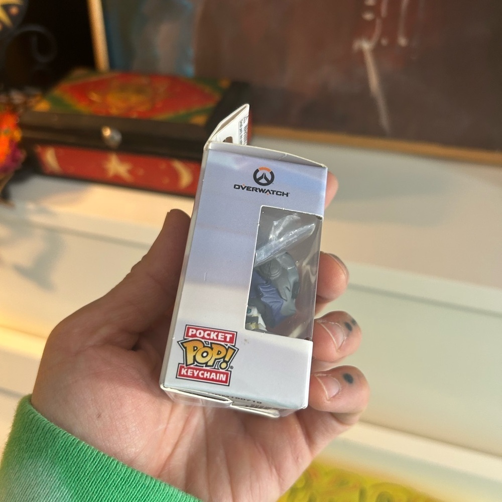 Funko Pocket Pop! Overwatch Keychain - Winston - Picture 5 of 6